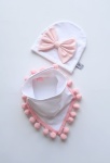 Komplet biel i róż pudrowy z dużą kokardą -  czapka i chusta 