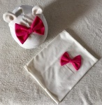 Komplet z uszami ecru z fuksją - czapka i chusta