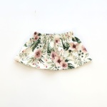 Spódniczka kwiaty w ogrodzie