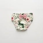 Bloomersy kwiaty w ogrodzie