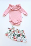 Komplet kwiaty w ogrodzie i róż kwarcowy - body i spódniczka
