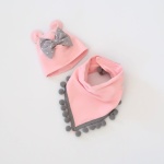 Dwuwarstwowy komplet z uszami róż -  czapka i chusta 