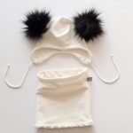Komplet ecru i  czarne pompony - czapka i komin  