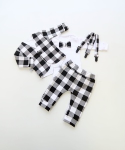 Komplet krata biało - czarna  - frak, body, baggy  i szelki