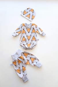 Komplet liski szare 2 - bezuciskowe baggy, body i czapka