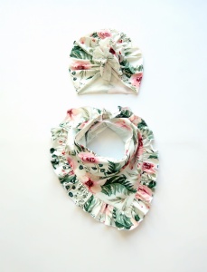 Letni komplet kwiaty w ogrodzie - turban i chusta  z falbankami  