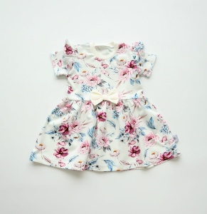 Sukienka akwarelowe kwiaty  - krotki rękawek z motylkiem