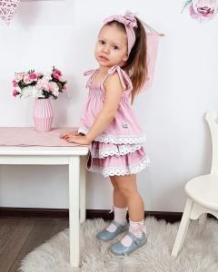 Komplet róż kwarcowy z koronką  - koszulka i bloomersy spódniczka z falbankami   