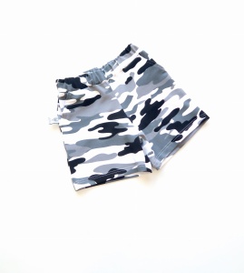 Spodenki moro białe