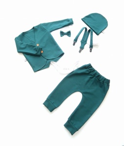 Komplet zieleń butelkowa  - frak, body, baggy i szelki oraz czapka  