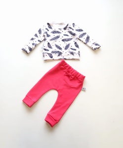 Komplet piórka granat i fuksja - bluza i legginsy 