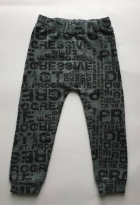 Trousers with buttons (1)