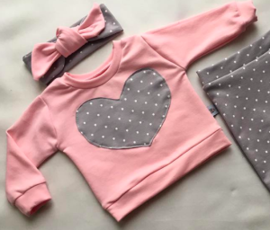 Bluza groszki i róż