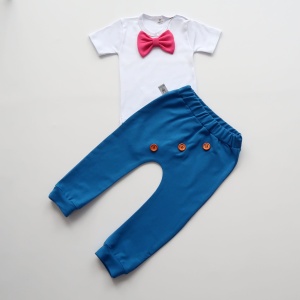 Komplet chaber z guziczkami i fuksja - baggy i body z muchą   