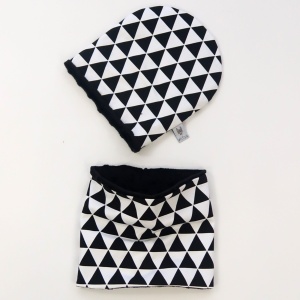 Black-white triangles set - cap and chimney scarf