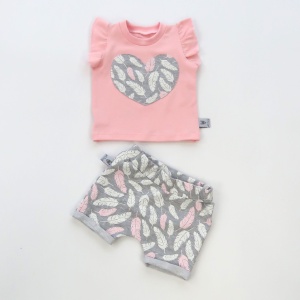 Gray feathers set - t-shirt and shorts