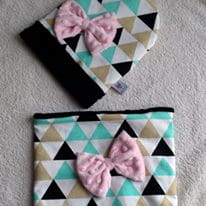 Mint triangles with bow set - cap and chimney scarf