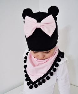 Komplet myszka czerń i róż -  czapka i chusta 