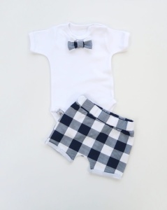 White-neavy blue squared set - body and shorts