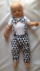 Black-white triangles set - body with bowtie and trousers with braces 