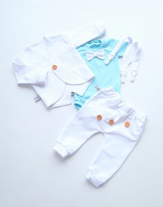 Komplet biel z guziczkami  - frak, body, baggy i szelki  