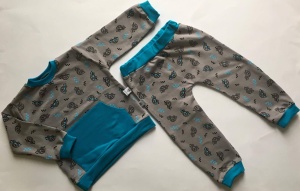 Batman drawing set - trousers + blouse (1)