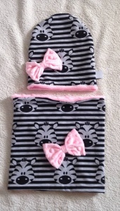Zebras with bow set  - cap and chimney scarf