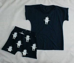 Robots set - t-shirt and shorts
