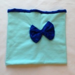 Mint chimney scarf with navy blue