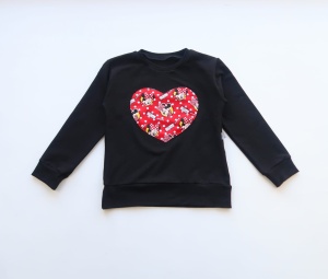 Minnie Mouse red blouse