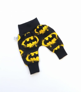 Bezuciskowe baggy batman