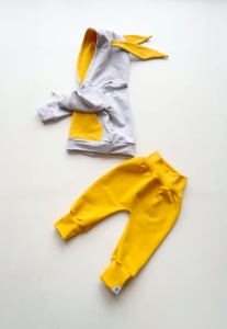 Komplet króliczek szary i musztarda - baggy bezuciskowe i bluza   