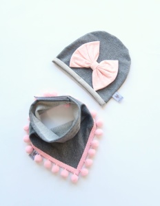 Spots set with big bow - cap and neckerchief (1)