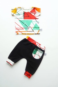 Triangle set  - t-shirt and trousers 3/4