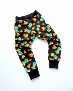 Trousers with buttons (1) (1)