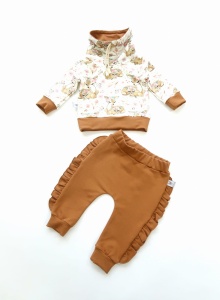 Komplet sarenki i karmel - bluza i legginsy 