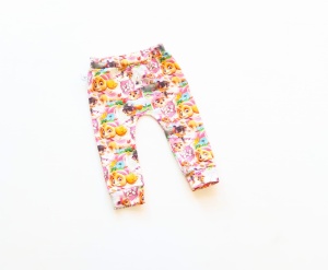 Roses leggins (1) (1) (1)