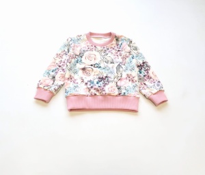 Bluza romantyczne róże z różem kwarcowym