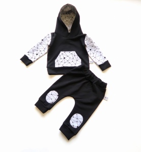 Komplet pajęczyna - baggy i bluza r 80 