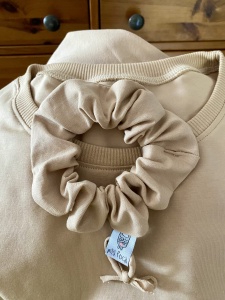 Gumka do włosów typu scrunchie