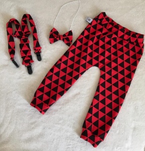Black-red triangles set - trousers, braces and bowtie