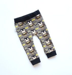 Trousers with buttons (1) (1) (1)