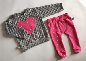 Komplet szare minky i groszki na fuksji - bluza+legginsy 