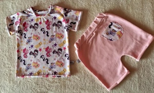 Pony set -  t-shirt and shorts 