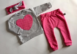 Komplet szarości i groszki na fuksji - bluza+ legginsy + opaska 