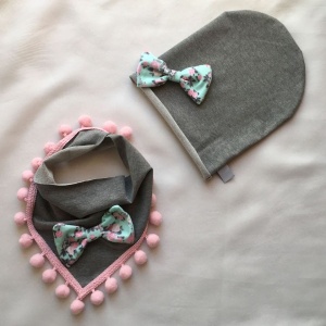 Melange set with roses - cap and neckerchief